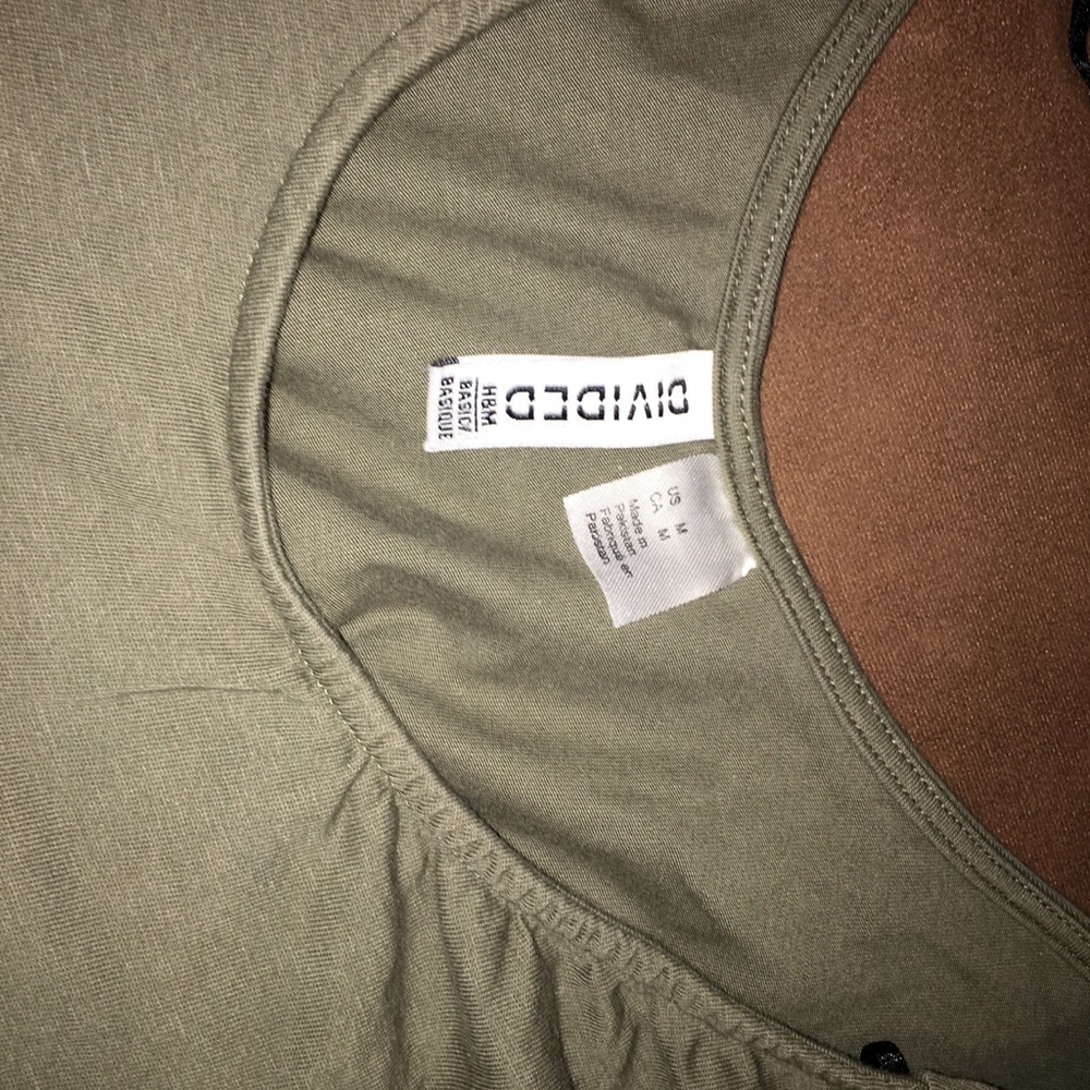 Oval neck rip knit front and back